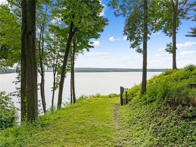 6520 Pillmore Circle, Lee, NY 13440