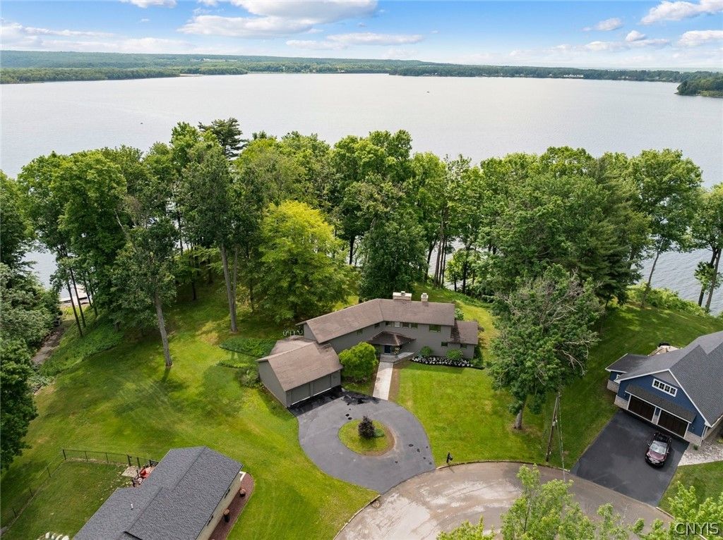 6520 Pillmore Circle, Lee, NY 13440