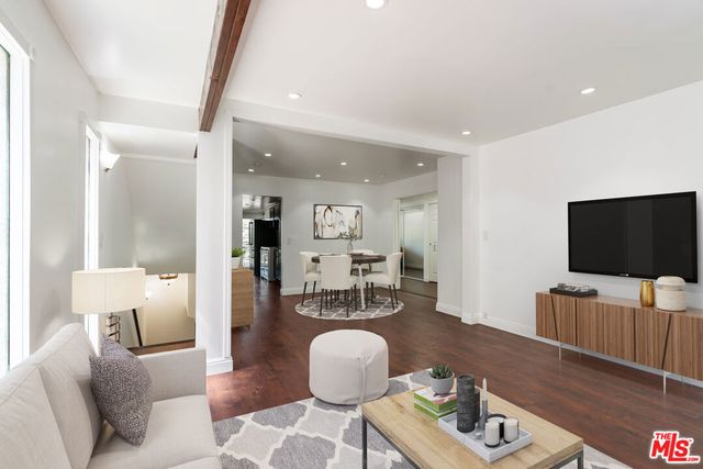 523 Oleander Drive, Los Angeles, CA 90042