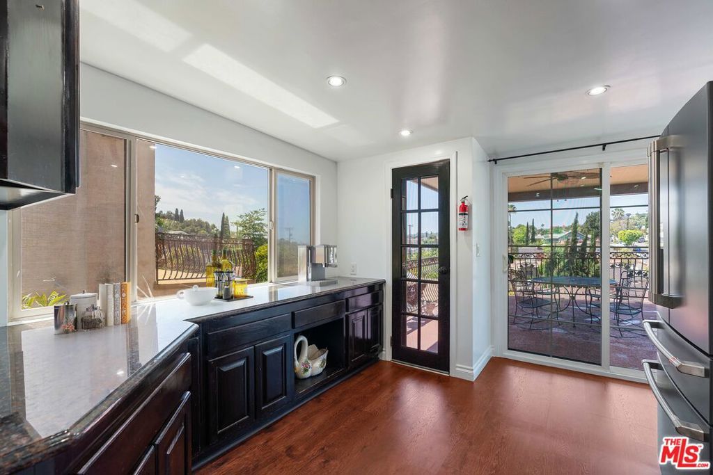 Image 24 of property listing at 523 Oleander Drive, Los Angeles, CA 90042