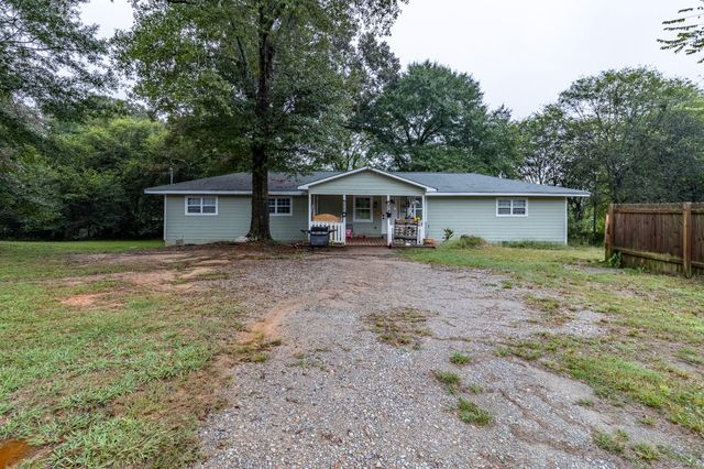 192 Cardinal Boulevard SE, Calhoun, GA 30701