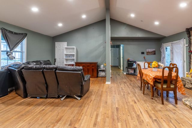 192 Cardinal Boulevard SE, Calhoun, GA 30701