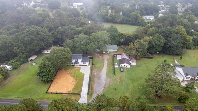 192 Cardinal Boulevard SE, Calhoun, GA 30701