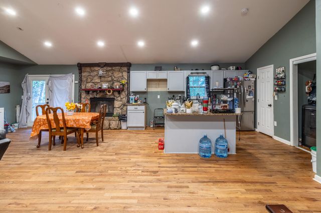 192 Cardinal Boulevard SE, Calhoun, GA 30701