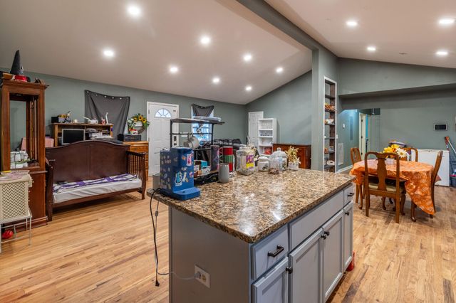 192 Cardinal Boulevard SE, Calhoun, GA 30701