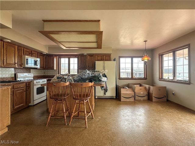 5110 N Park Avenue, Bristolville, OH 44402