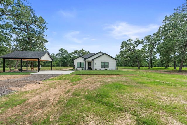 39645 Bosque Road, Hempstead, TX 77445