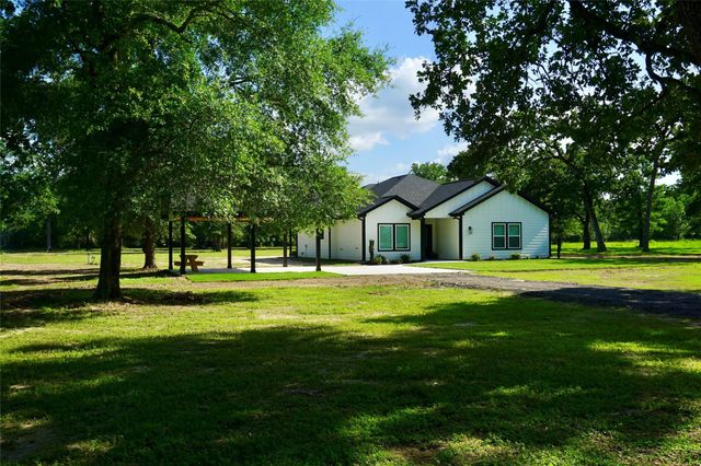 39645 Bosque Road, Hempstead, TX 77445