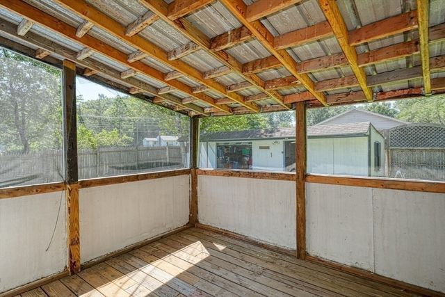 95 Charlton Street, Oxford, MA 01540