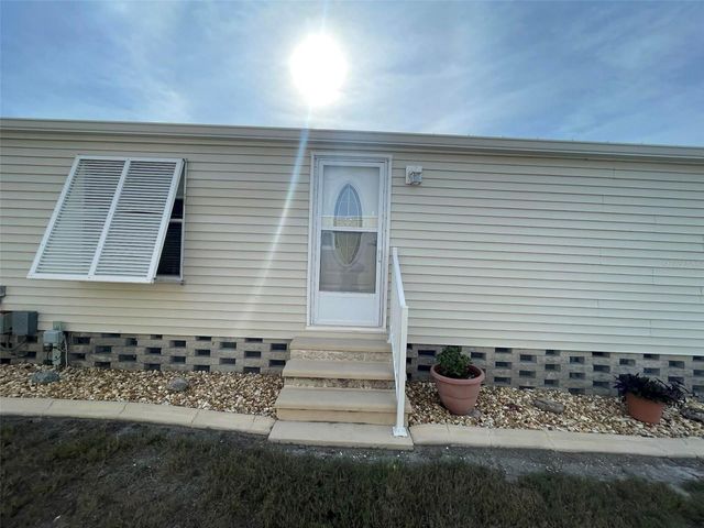 6682 HIKINA DRIVE, North Port, FL 34287