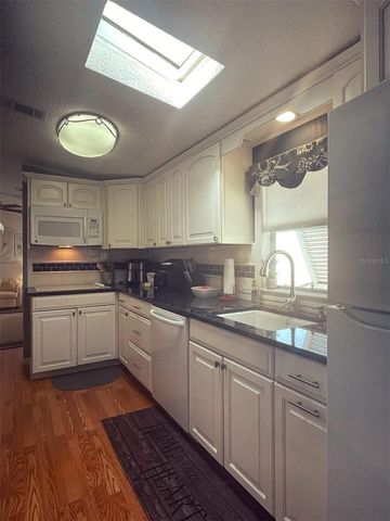 6682 HIKINA DRIVE, North Port, FL 34287