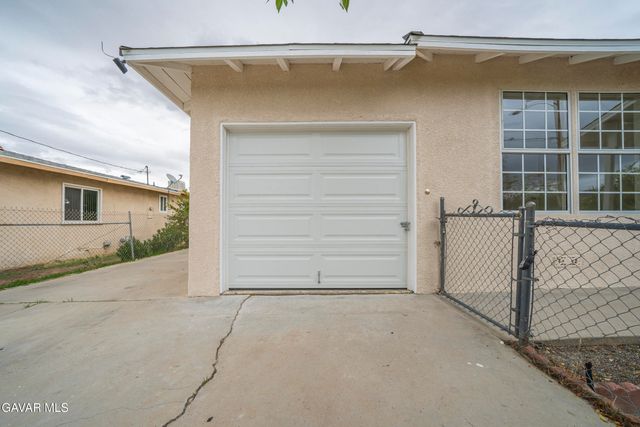 38020 E 12th Street, Palmdale, CA 93550