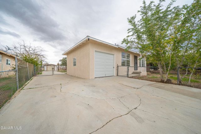 38020 E 12th Street, Palmdale, CA 93550
