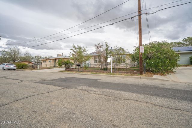 38020 E 12th Street, Palmdale, CA 93550