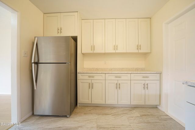 38020 E 12th Street, Palmdale, CA 93550