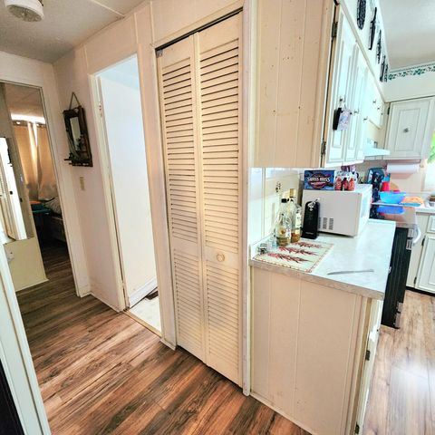 42 SE Spanish Way, Port St. Lucie, Port St Lucie, FL 34952