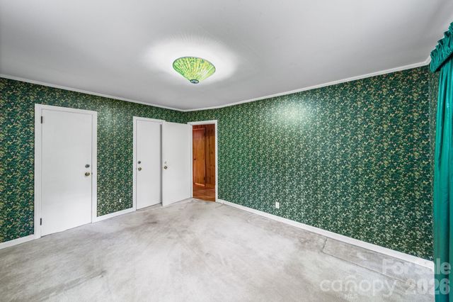 1051 Paramount Circle, Gastonia, NC 28052