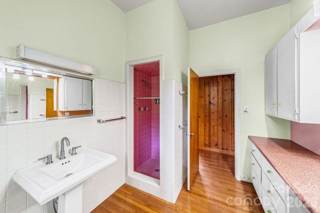 1051 Paramount Circle, Gastonia, NC 28052