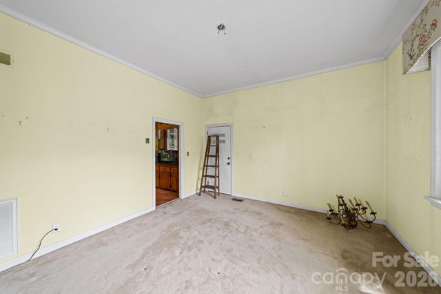 1051 Paramount Circle, Gastonia, NC 28052