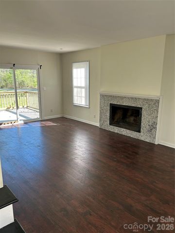 16333 Peach Grove Lane, Charlotte, NC 28277