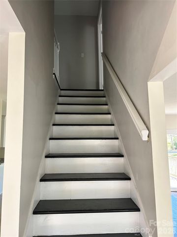 16333 Peach Grove Lane, Charlotte, NC 28277