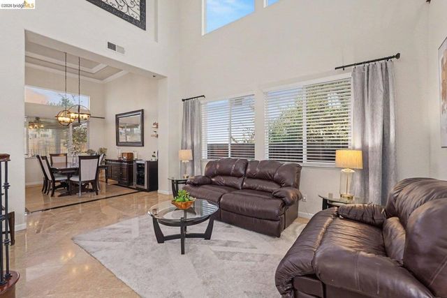 2645 Torrey Pines DR, Brentwood, CA 94513