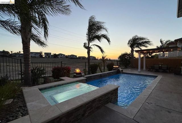 2645 Torrey Pines DR, Brentwood, CA 94513