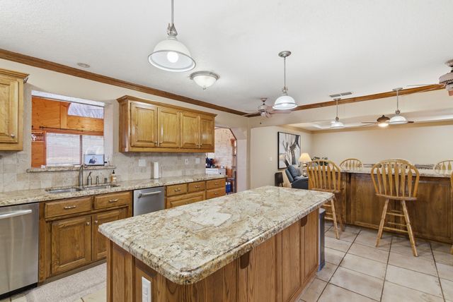 111 Mustang, Graham, TX 76450