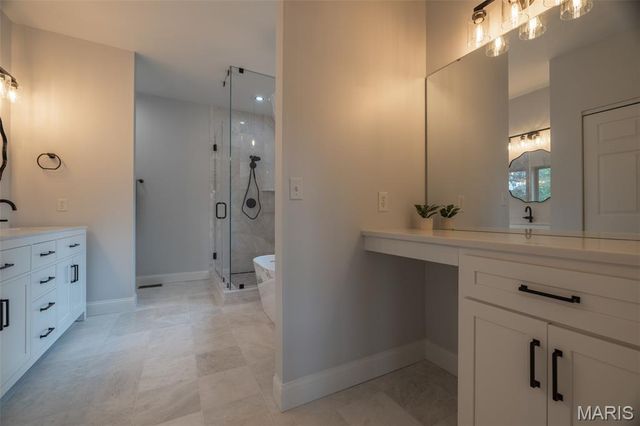 890 Silver Fox Ridge Drive, Innsbrook, MO 63390
