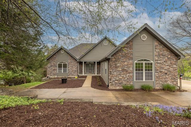 890 Silver Fox Ridge Drive, Innsbrook, MO 63390