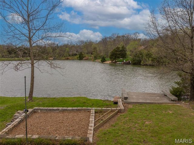 890 Silver Fox Ridge Drive, Innsbrook, MO 63390