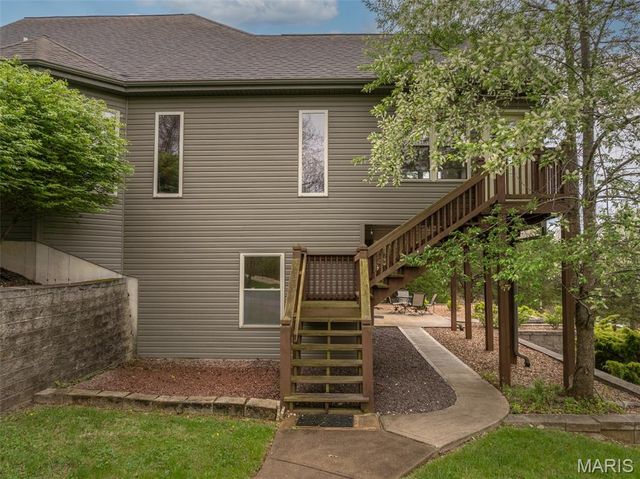 890 Silver Fox Ridge Drive, Innsbrook, MO 63390