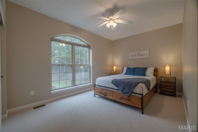 890 Silver Fox Ridge Drive, Innsbrook, MO 63390