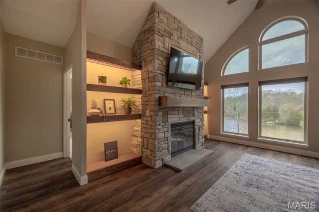 890 Silver Fox Ridge Drive, Innsbrook, MO 63390