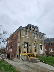 1947 Clairmount Street, Detroit, MI 48206