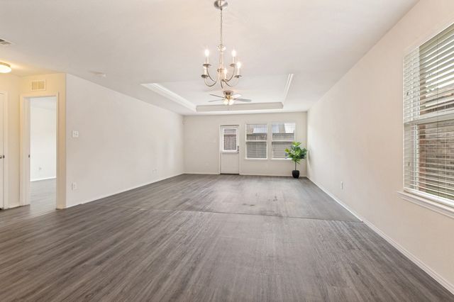 9010 Cloudveil Drive, Arlington, TX 76002