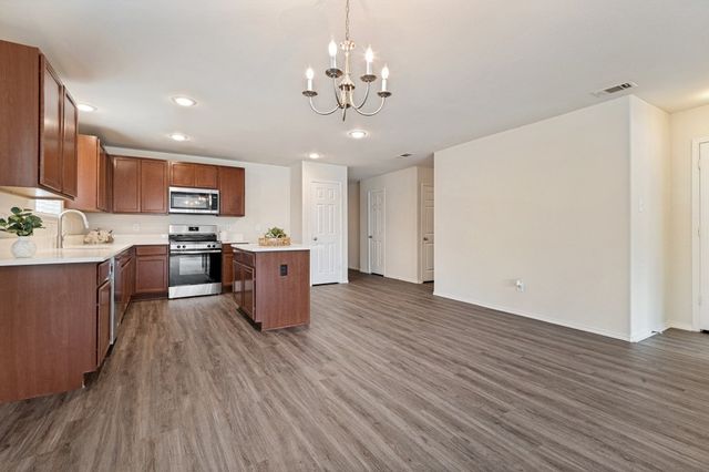 9010 Cloudveil Drive, Arlington, TX 76002