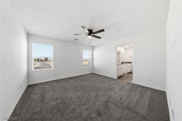 534 Red Lovebird Avenue, Henderson, NV 89011