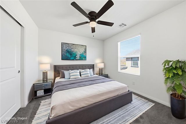 534 Red Lovebird Avenue, Henderson, NV 89011