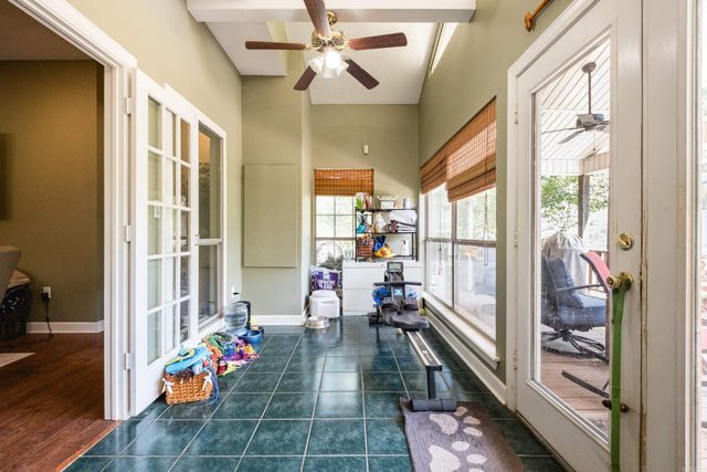 48 Lakeshore Drive, Conway, AR 72032