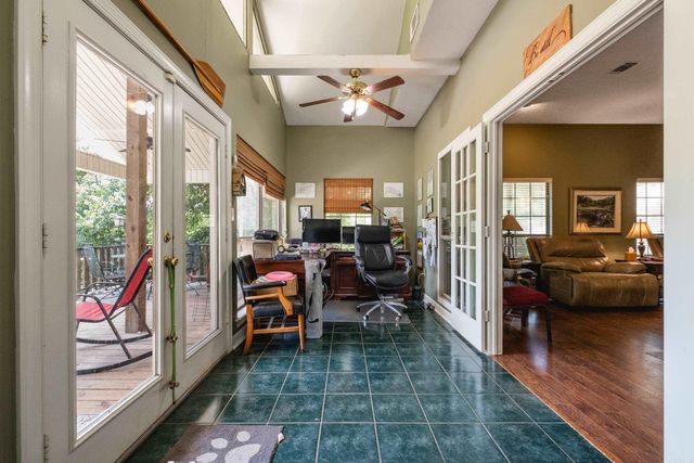 48 Lakeshore Drive, Conway, AR 72032