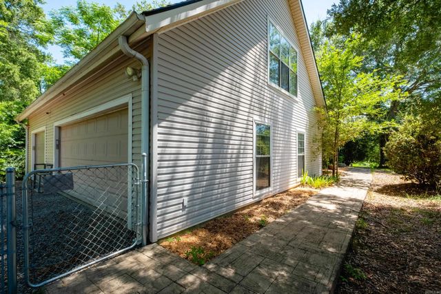 48 Lakeshore Drive, Conway, AR 72032