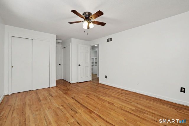 50 Stage Coach Lane, Newington, CT 06111