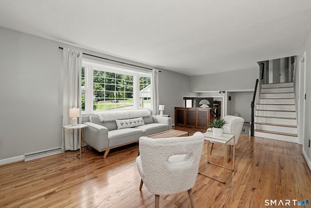 50 Stage Coach Lane, Newington, CT 06111