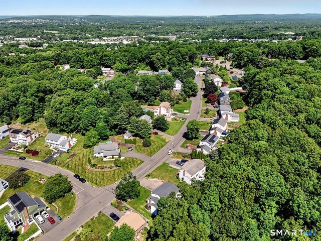 50 Stage Coach Lane, Newington, CT 06111