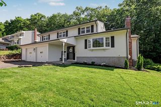 50 Stage Coach Lane, Newington, CT 06111