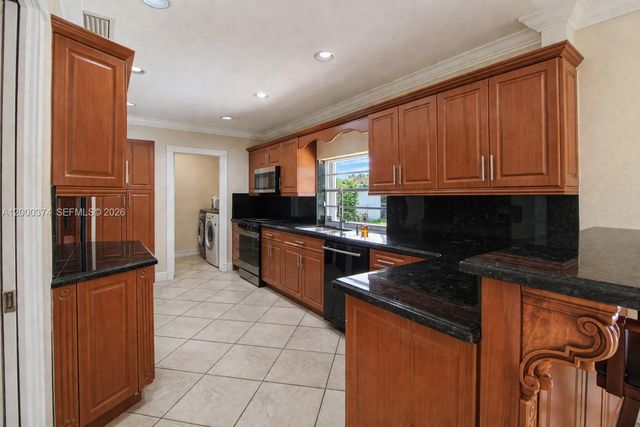 6331 SW 94th Ave NA, Miami, FL 33173