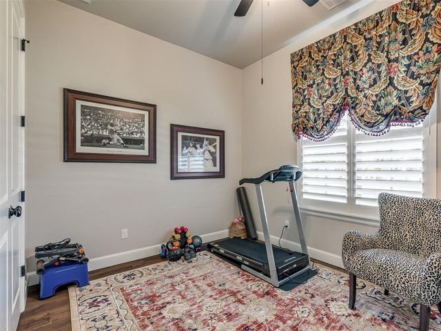 1055 Lucas Way, Newcastle, OK 73065