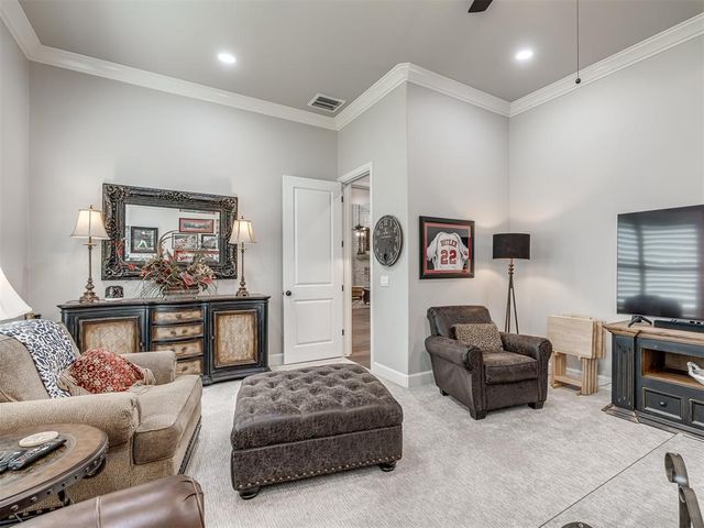 1055 Lucas Way, Newcastle, OK 73065