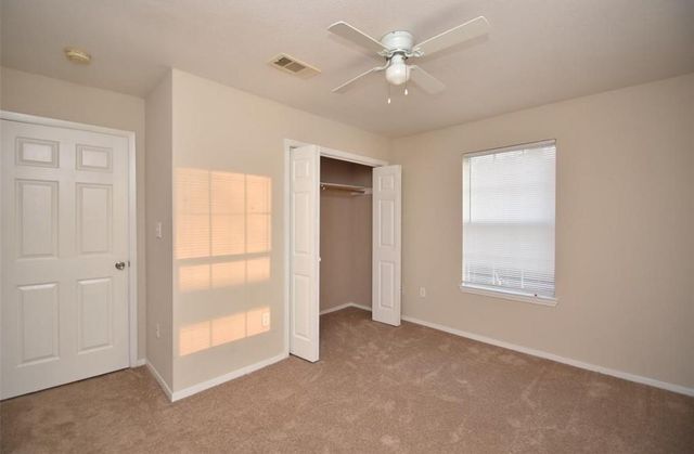 6634 Tuskegee St Street, Houston, TX 77091